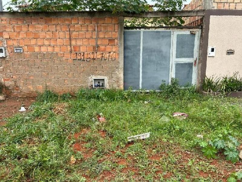 Casa em leilão em Luziânia - GO — LOTE 076 CASA - LUZIANIA