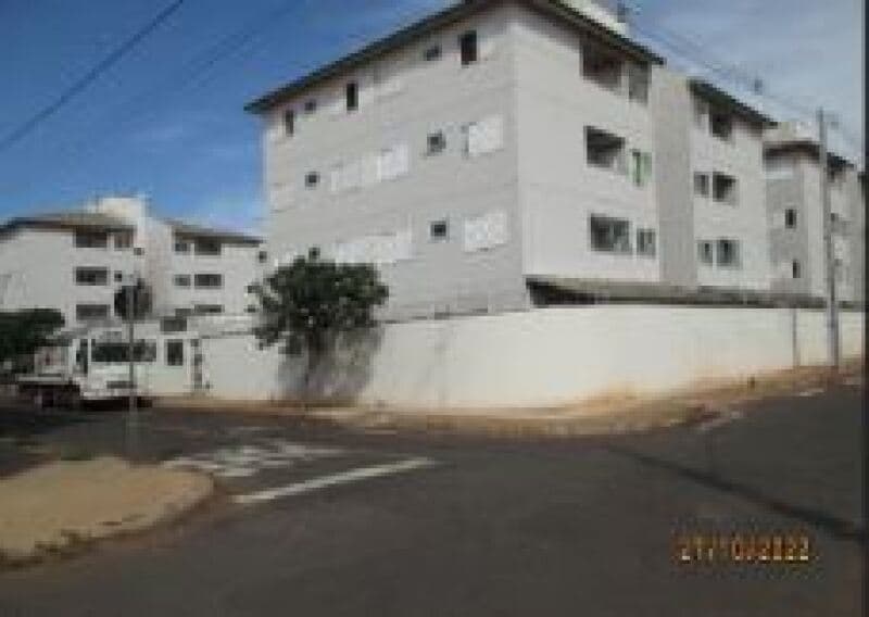 Apartamento em leilão em Uberlândia - MG — LOTE 153 APARTAMENTO - UBERLANDIA