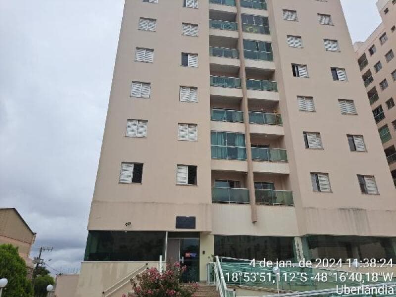 Apartamento em leilão em Uberlândia - MG — LOTE 154 APARTAMENTO - UBERLANDIA