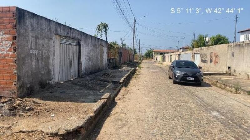 Casa em leilão em Teresina - PI — LOTE 241 CASA - TERESINA
