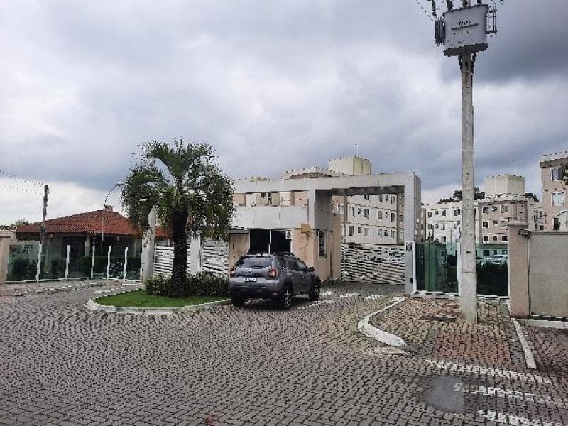 Apartamento em leilão em São José Dos Pinhais - PR — LOTE 216 APARTAMENTO - SAO JOSE DOS PINHAIS
