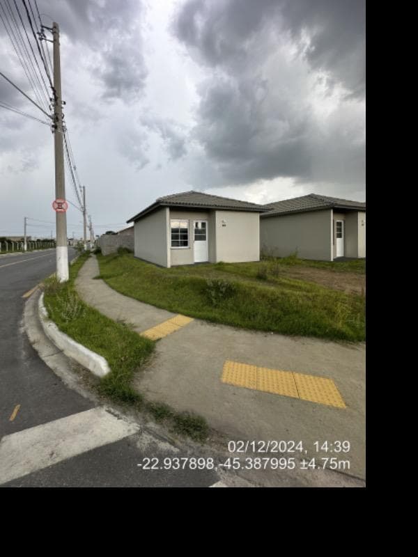 Casa em leilão em Pindamonhangaba - SP — LOTE 529 CASA - PINDAMONHANGABA