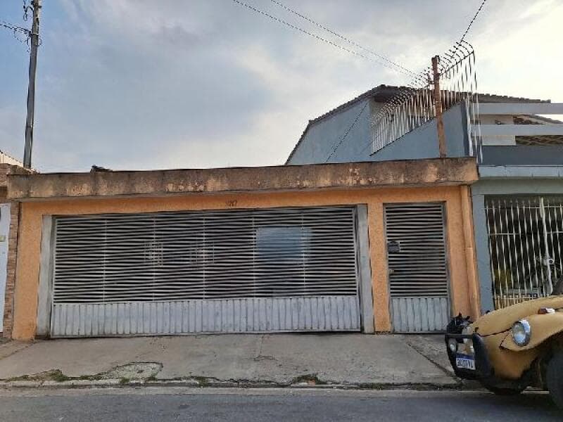 Casa em leilão em São Bernardo Do Campo - SP — LOTE 555 CASA - SAO BERNARDO DO CAMPO