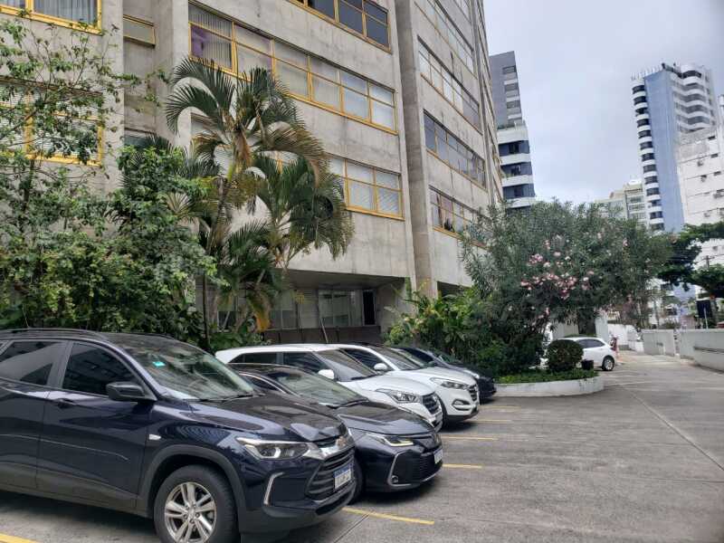 Foto 21 de 25: Comercial em leilão em Salvador - BA — LOTE 003 SALA 702 e 703 (PARTE) c/ 130m² (aproximadamente)
