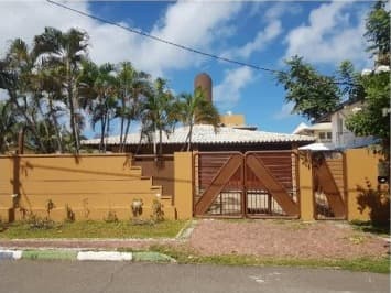 Foto 1 de 3: Casa em leilão em Camaçari - BA, bairro Monte Gordo — LOTE 001 CASA - PRAIA DE GUARAJUBA - MONTE GORDO - CAMAÇARI / BA