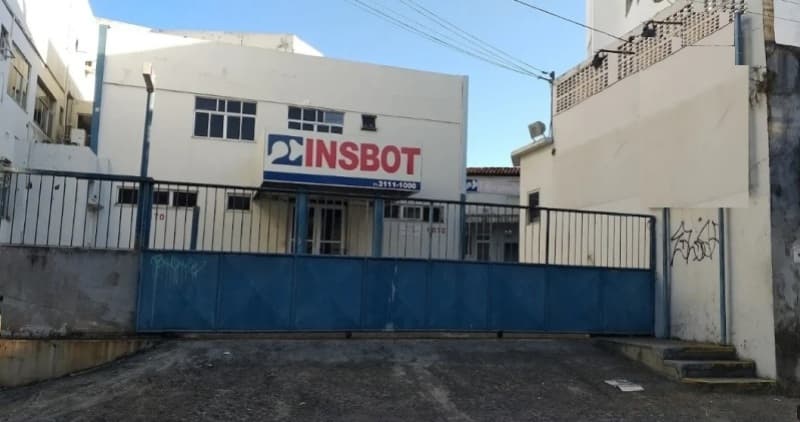 Foto 1 de 8: Comercial em leilão em Salvador - BA, bairro Barbalho — LOTE 001 PRÉDIO 3 ANDARES (ANTIGO INSBOT), BARBALHO, SALVADOR / BA