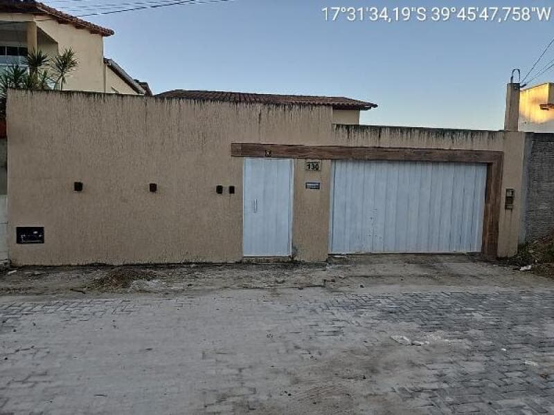 Casa em leilão em Teixeira De Freitas - BA, bairro Ouro Verde — LOTE 030 CASA - TEIXEIRA DE FREITAS