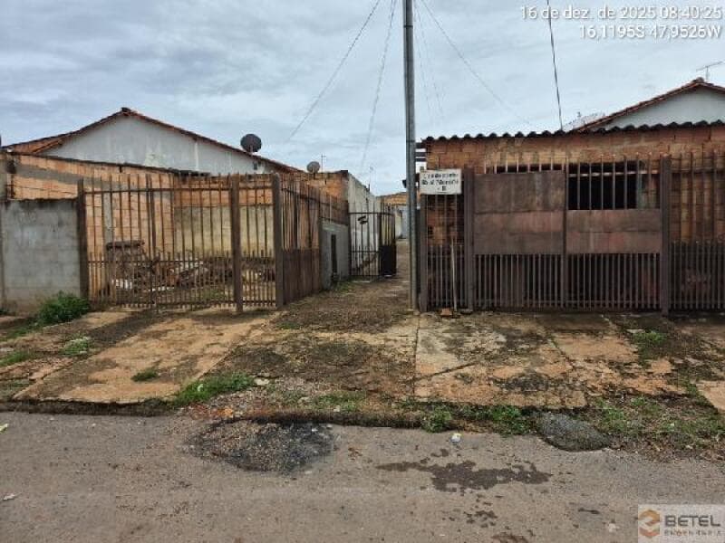 Casa em leilão em Cidade Ocidental - GO, bairro Parque Napolis — LOTE 064 CASA - CIDADE OCIDENTAL