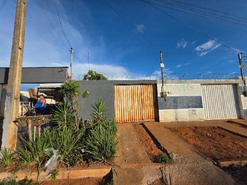 Casa em leilão em Planaltina - GO, bairro Jardim das Palmeiras — LOTE 101 CASA - PLANALTINA