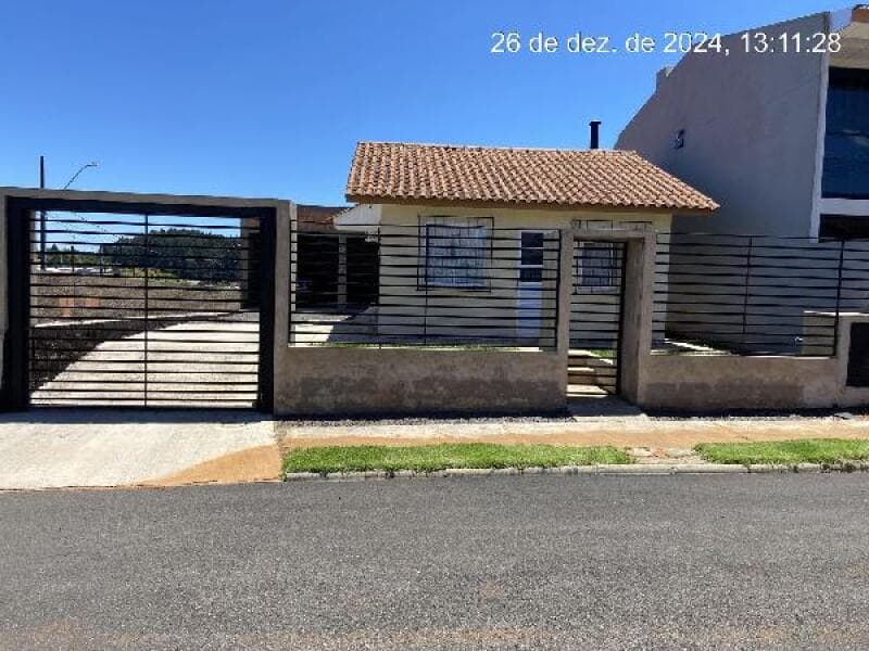Casa em leilão em Clevelândia - PR, bairro Centro — LOTE 294 CASA - CLEVELANDIA
