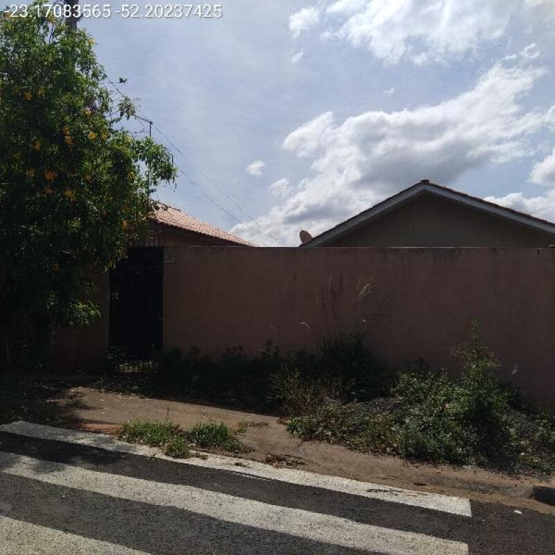Casa em leilão em Nova Esperança - PR, bairro Centro — LOTE 312 CASA - NOVA ESPERANÇA
