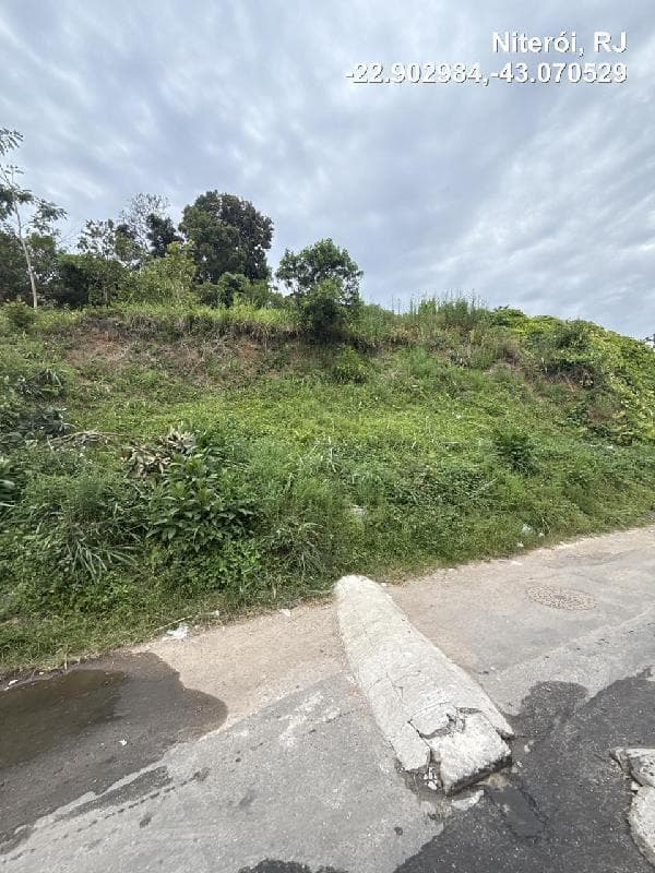Terreno em leilão em Niterói - RJ, bairro Vila Santa Cecilia — LOTE 341 TERRENO - NITEROI