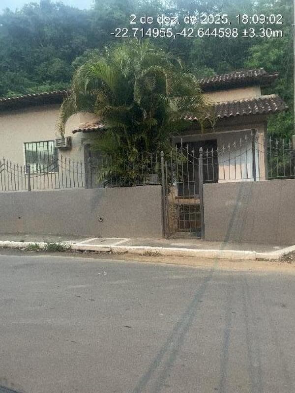 Casa em leilão em Rio Bonito - RJ, bairro Centro — LOTE 347 CASA - RIO BONITO