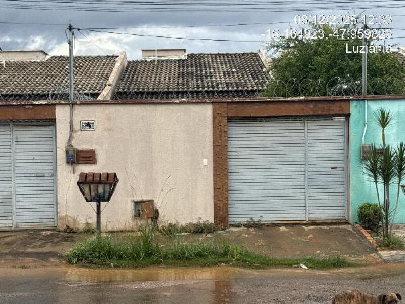 Casa em leilão em Luziânia - GO, bairro Parque Estrela Dalva Ix — LOTE 081 CASA - LUZIANIA