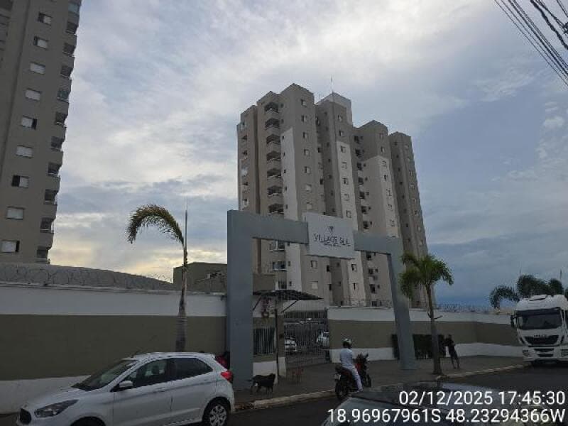 Apartamento em leilão em Uberlândia - MG, bairro Laranjeiras — LOTE 149 APARTAMENTO - UBERLANDIA