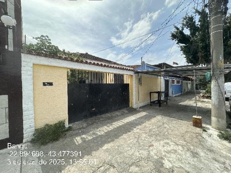 Casa em leilão em Rio De Janeiro - RJ, bairro Bangú — LOTE 287 CASA - RIO DE JANEIRO