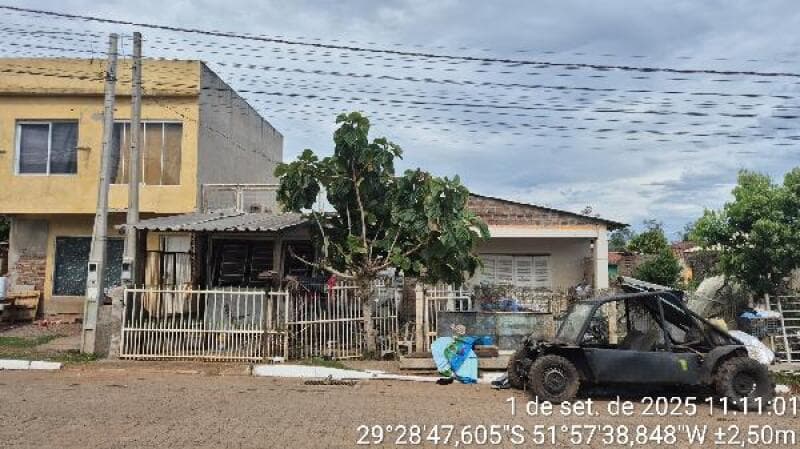 Casa em leilão em Estrela - RS, bairro Centro — LOTE 364 CASA - ESTRELA