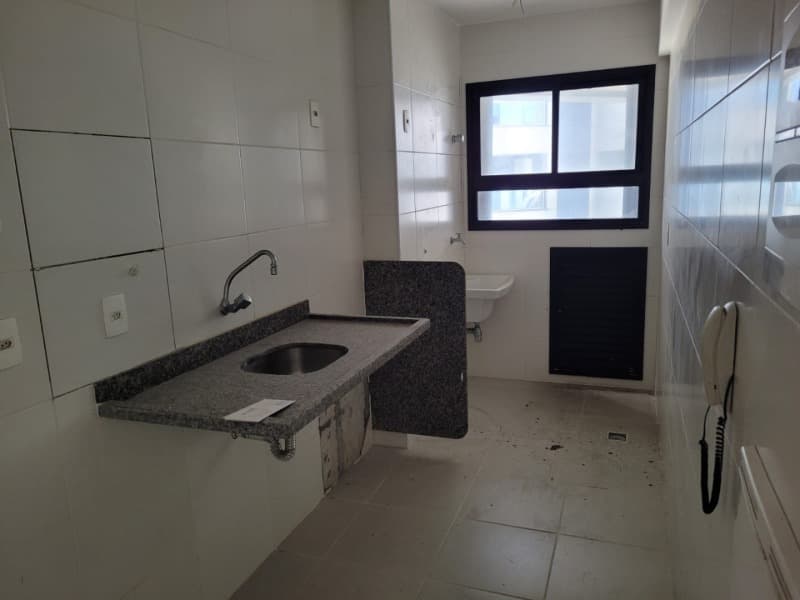 Foto 4 de 23: Apartamento em leilão em Salvador - BA, bairro Caminho das Árvores — LOTE 001 APTO 201 TORRE 3 (HOME) + 2 V.GARAGEM SALVADOR PRIME