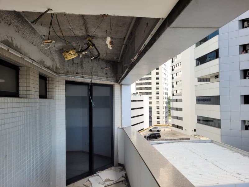 Foto 8 de 23: Apartamento em leilão em Salvador - BA, bairro Caminho das Árvores — LOTE 001 APTO 201 TORRE 3 (HOME) + 2 V.GARAGEM SALVADOR PRIME