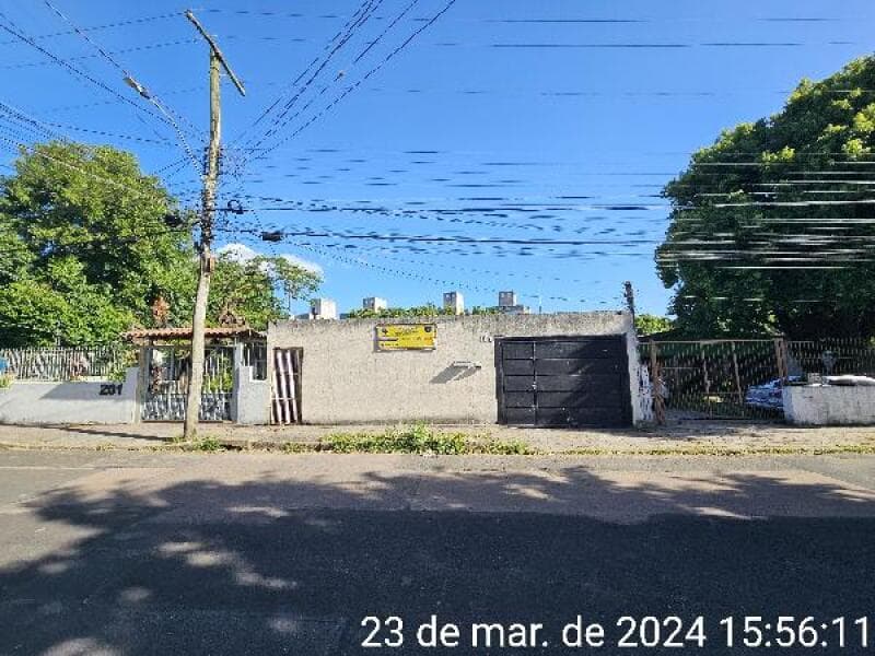 Casa em leilão em Porto Alegre - RS — LOTE 379 RS - PORTO ALEGRE