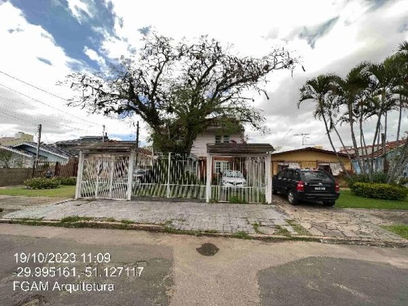 Casa em leilão em Porto Alegre - RS — LOTE 418 RS - PORTO ALEGRE