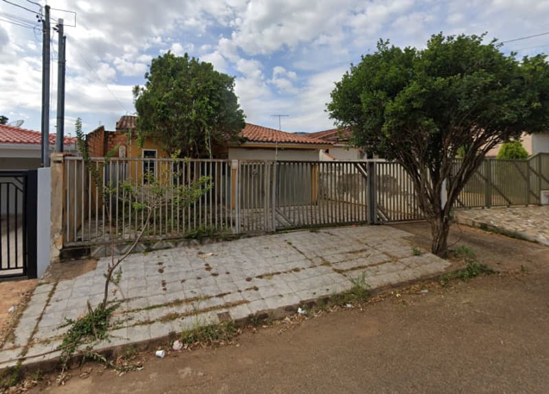 Terreno em leilão em Patos De Minas - MG — LOTE 002 IMÓVEL RESIDENCIAL NO BAIRRO IPANEMA EM PATOS DE MINAS/MG