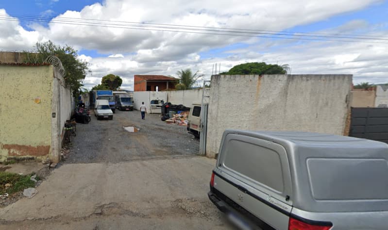 Foto 1 de 4: Terreno em leilão em Montes Claros - MG — LOTE 001 UM LOTE URBANO NO BAIRRO VILA TELMA EM MONTES CLAROS/MG