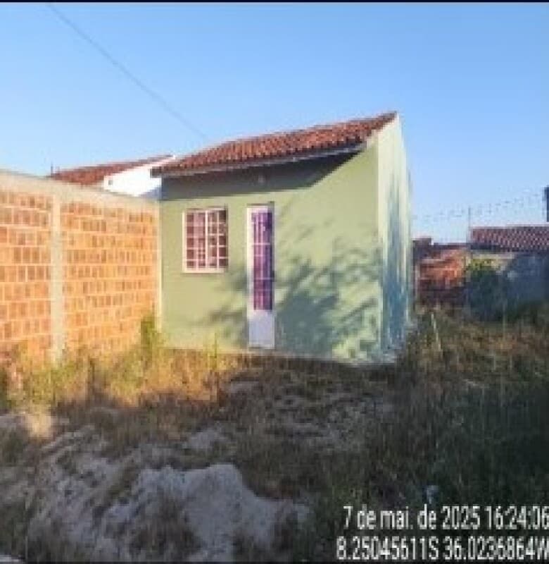 Casa em leilão em Caruaru - PE, bairro Andorinha — LOTE 198 PE - CARUARU