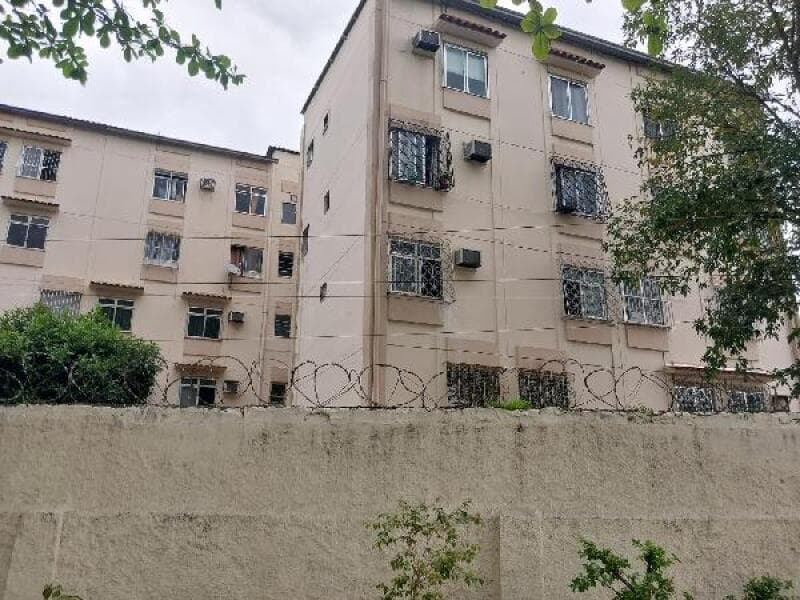 Apartamento em leilão em Rio De Janeiro - RJ, bairro Irajá — LOTE 301 RJ - RIO DE JANEIRO