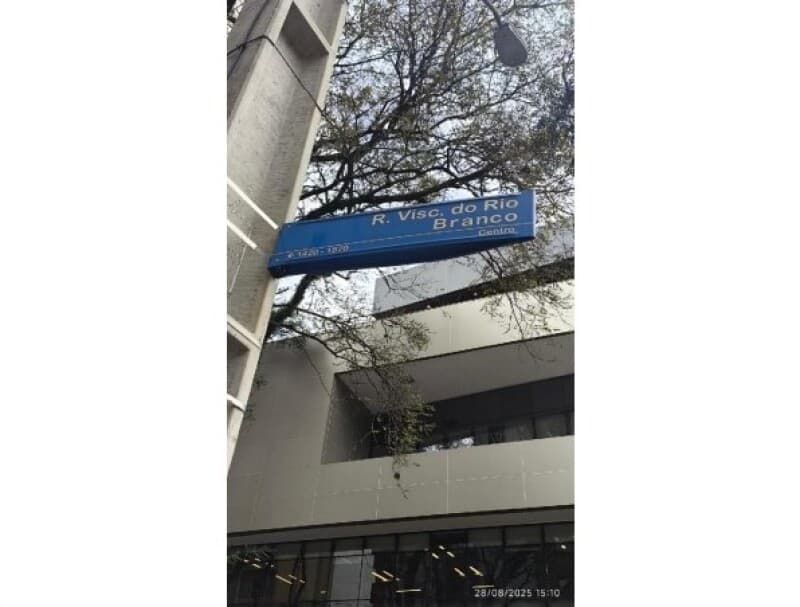 Foto 1 de 3: Comercial em leilão em Curitiba - PR — LOTE 289 PR - CURITIBA