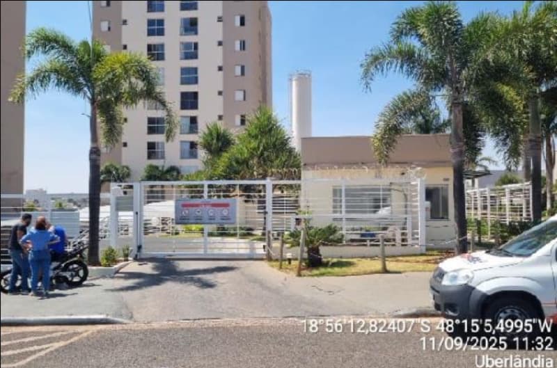 Apartamento em leilão em Uberlândia - MG — LOTE 180 MG - UBERLÂNDIA