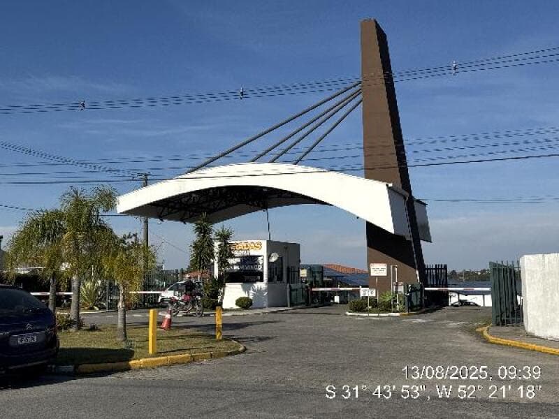 Casa em leilão em Pelotas - RS — LOTE 411 RS - PELOTAS
