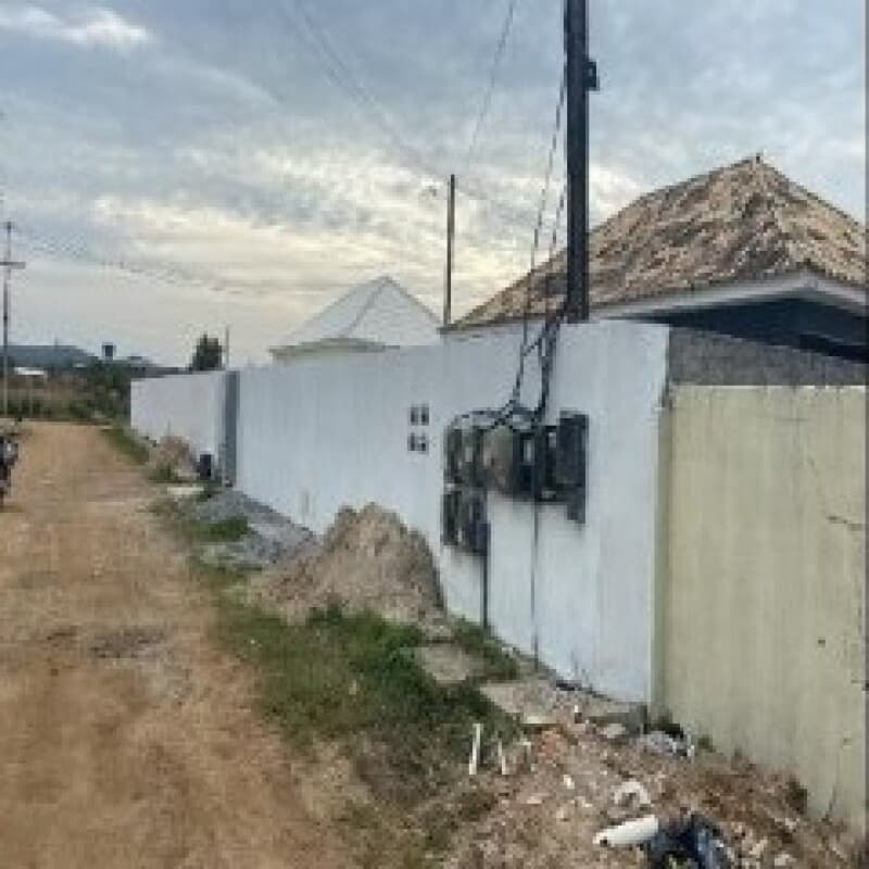 Casa em leilão em Araruama - RJ, bairro Novo Horizonte — LOTE 256 RJ - ARARUAMA
