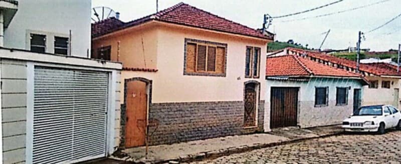 Foto 4 de 9: Terreno em leilão em Santa Rita Do Sapucaí - MG — LOTE 001 IMÓVEL RESIDENCIAL NO BAIRRO VISTA ALEGRE EM SANTA RITA DO SAPUCAÍ/MG