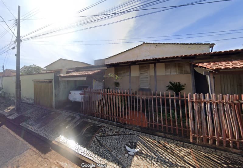 Foto 5 de 5: Terreno em leilão em Patos De Minas - MG, bairro Nova Floresta — LOTE 002 IMÓVEL RESIDENCIAL NO BAIRRO NOVA FLORESTA EM PATOS DE MINAS/MG