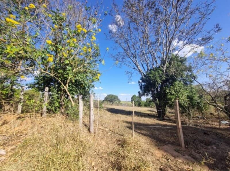 Foto 1 de 6: Terreno em leilão em São Pedro - SP, bairro Cachoeira Samambaia — LOTE 001-2 UM IMÓVEL SITUADO NO LOTEAMENTO CACHOEIRA SAMAMABAIA EM SÃO PEDRO/SP