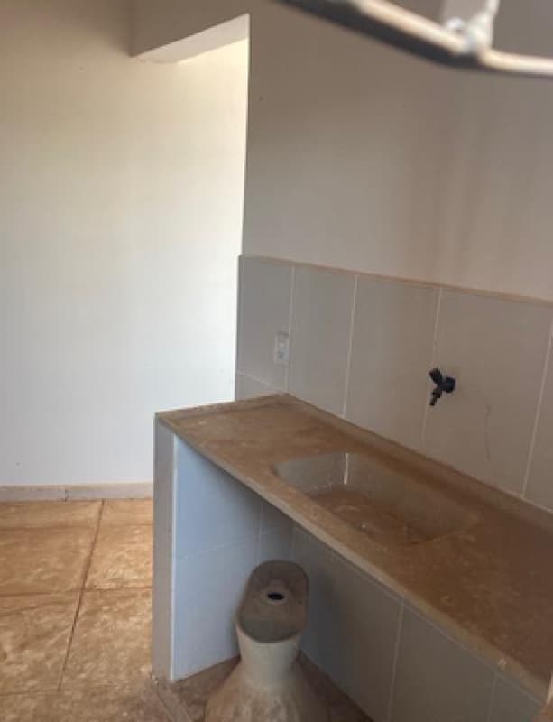 Foto 15 de 20: Comercial em leilão em Patos De Minas - MG, bairro Várzea — LOTE 003 PRÉDIO COM CONSTRUÇÃO INACABADA EM PATOS DE MINAS/MG