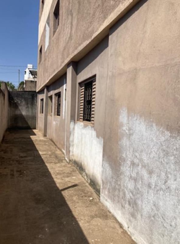 Foto 20 de 20: Comercial em leilão em Patos De Minas - MG, bairro Várzea — LOTE 003 PRÉDIO COM CONSTRUÇÃO INACABADA EM PATOS DE MINAS/MG