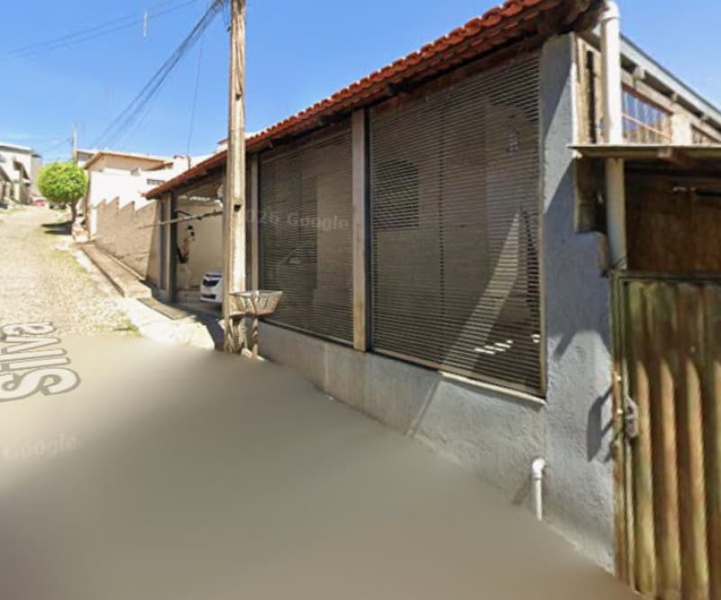 Foto 2 de 2: Casa em leilão em Pitangui - MG, bairro Novo Lavrado — LOTE 001 DIREITOS AQUISITIVOS DOS EXECUTADOS SOBRE UMA CASA RESIDENCIAL EM PITANGUI/MG