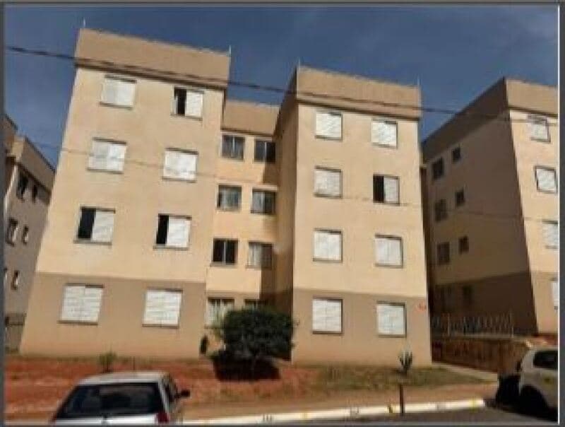 Apartamento em leilão em Bauru - SP — LOTE 001 Oportunidade Cond. Arvoredo em Bauru