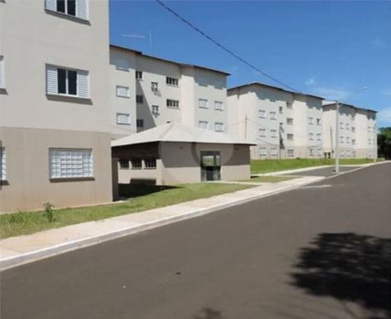 Foto 2 de 4: Apartamento em leilão em Bauru - SP — LOTE 001 Os direitos sobre o apto 32, Bloco 24, no Cond. Resid Três Américas, Bauru, SP.