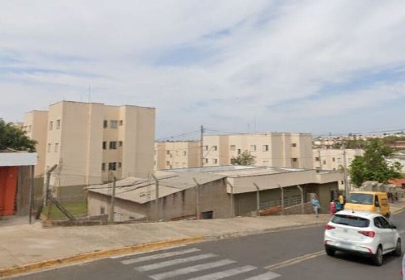 Foto 4 de 5: Apartamento em leilão em Bauru - SP — LOTE 001 Os direitos do executado sobre o imóvel no Cond. Resid Três Américas
