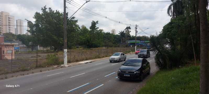 Foto 20 de 40: Terreno em leilão em São Paulo - SP, bairro Jardim Saúde — LOTE 001 Área 9.004,39 na Av. Presid Tancredo Neves, 1600, Jd. Saúde, São Paulo, SP
