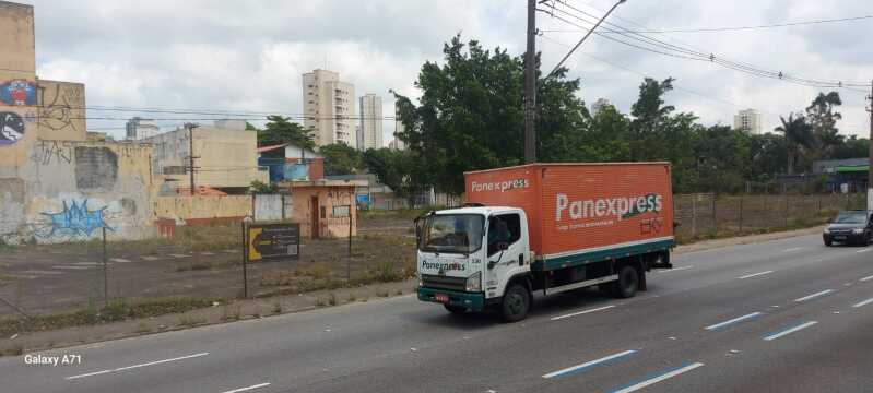 Foto 24 de 40: Terreno em leilão em São Paulo - SP, bairro Jardim Saúde — LOTE 001 Área 9.004,39 na Av. Presid Tancredo Neves, 1600, Jd. Saúde, São Paulo, SP