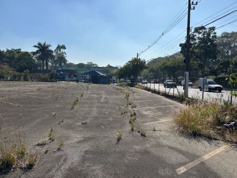 Foto 33 de 40: Terreno em leilão em São Paulo - SP, bairro Jardim Saúde — LOTE 001 Área 9.004,39 na Av. Presid Tancredo Neves, 1600, Jd. Saúde, São Paulo, SP