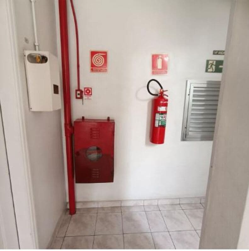 Foto 10 de 18: Apartamento em leilão em São Vicente - SP, bairro Centro — LOTE 001 Os direitos do apto 114-A no CONDOMÍNIO EDIFÍCIO LAS PALMAS, São Vicente
