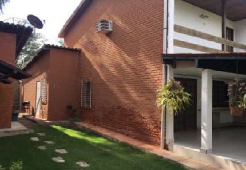 Foto 3 de 18: Casa em leilão em Gravatá - PE — LOTE 013 Lote em Leilão Judicial