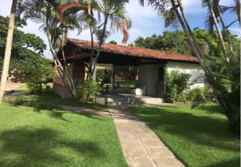 Foto 14 de 18: Casa em leilão em Gravatá - PE — LOTE 013 Lote em Leilão Judicial