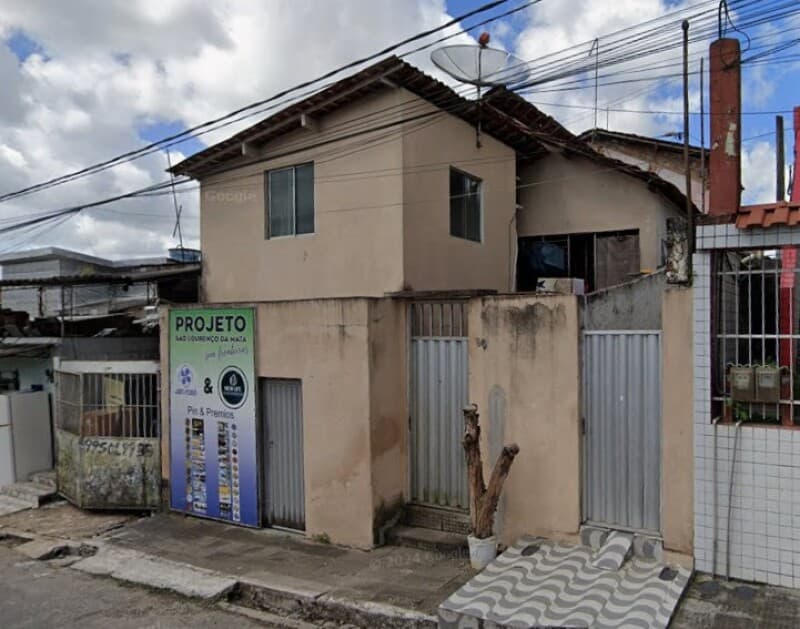 Foto 1 de 5: Casa em leilão em São Lourenço Da Mata - PE, bairro Centro — LOTE 001 LOTE EM VENDA DIRETA