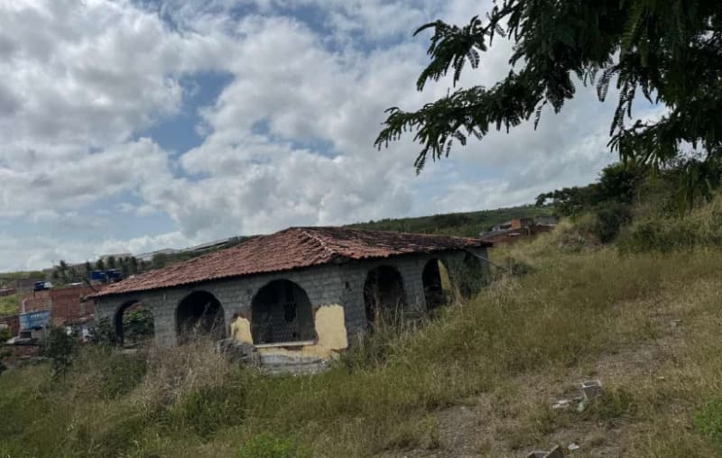 Foto 2 de 2: Terreno em leilão em Caruaru - PE — LOTE 001 LOTE EM VENDA DIRETA